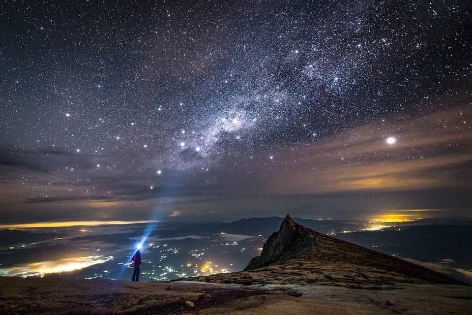 Mt Kinabalu, Borneo.jpg