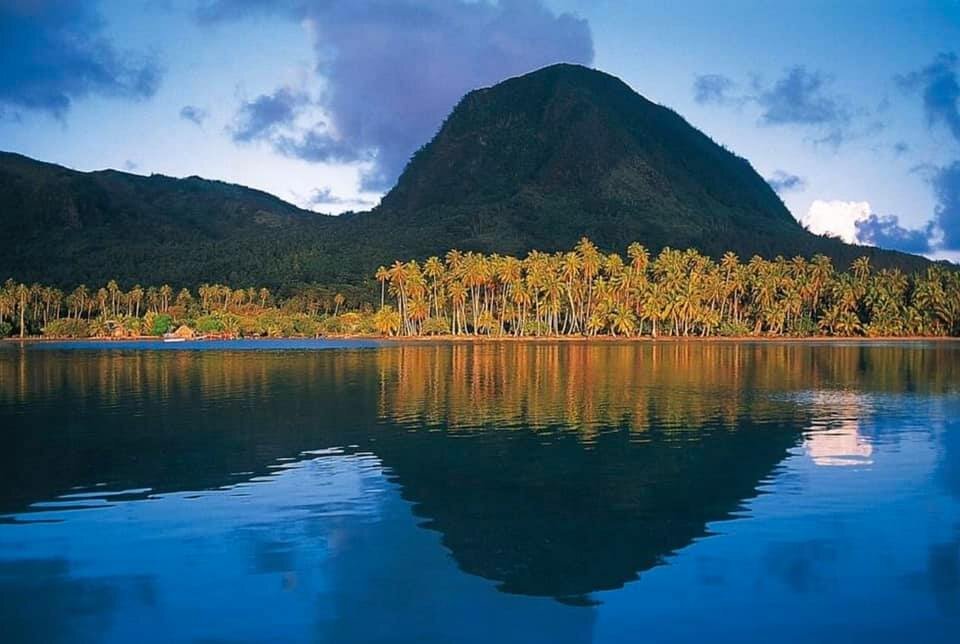 Sacred Moua Tapu 🔸 Huahine 🔸 Tahiti.jpg