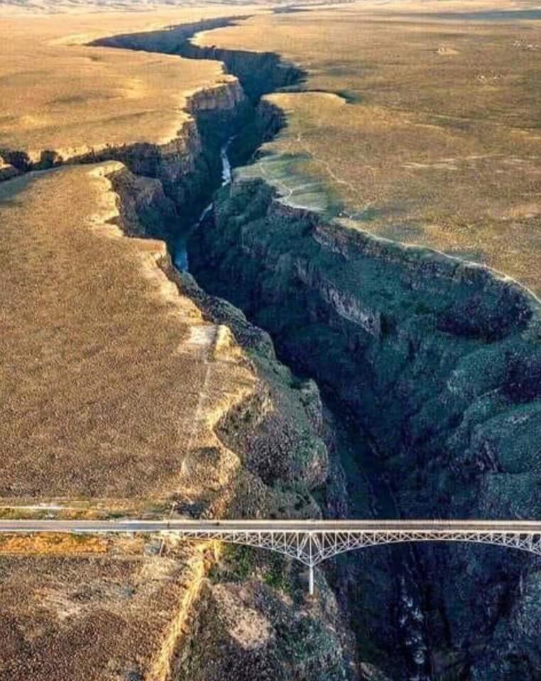 The Rio Grande Gorge near Taos, New Mexico.jpg