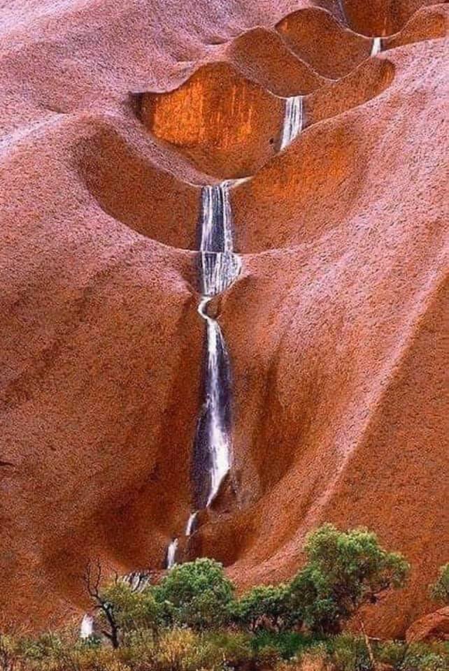 Waterfall at Uluru.jpg