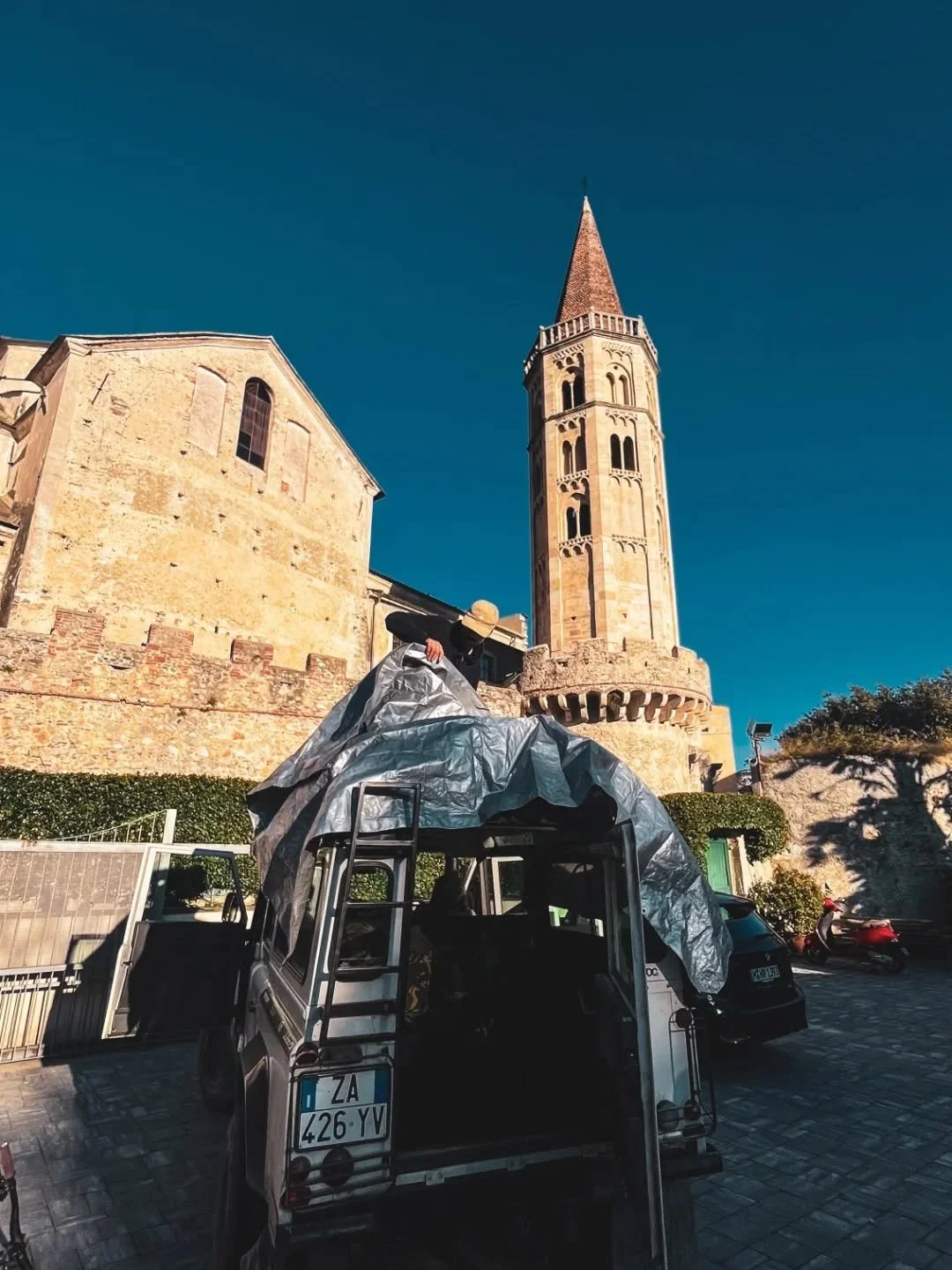 As well as the Lake to Lake, we've got a Trans Ligurian Odyssey tour underway this week 🙌
@sandra_boerner is guiding the group through the beautiful hills of Liguria, with some crazy good trails, weather and plenty of coffee and good food of course!