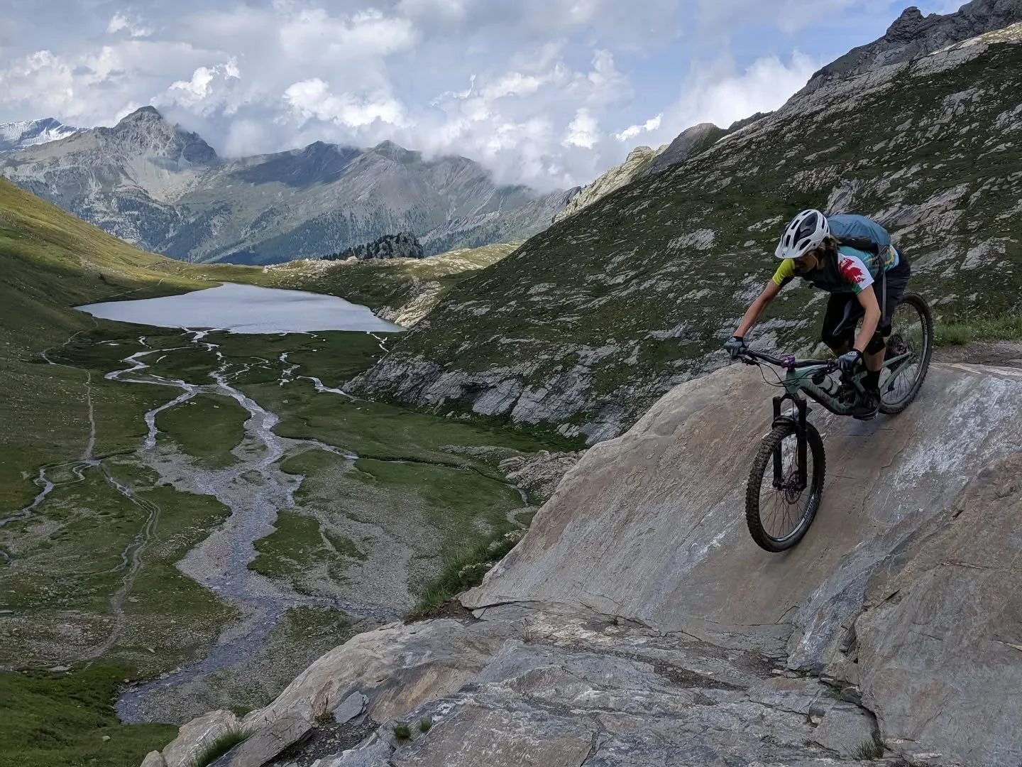 Hautes-Alpes Enduro Safari 🚵&zwj;♂️⛰️

Six days. Endless trails. Mountain bike paradise.

From iconic high-alpine descents in La Grave to flowy balcony singletrack in Serre-Chevalier, and deep into the wild beauty of the Queyras - this is the ultima