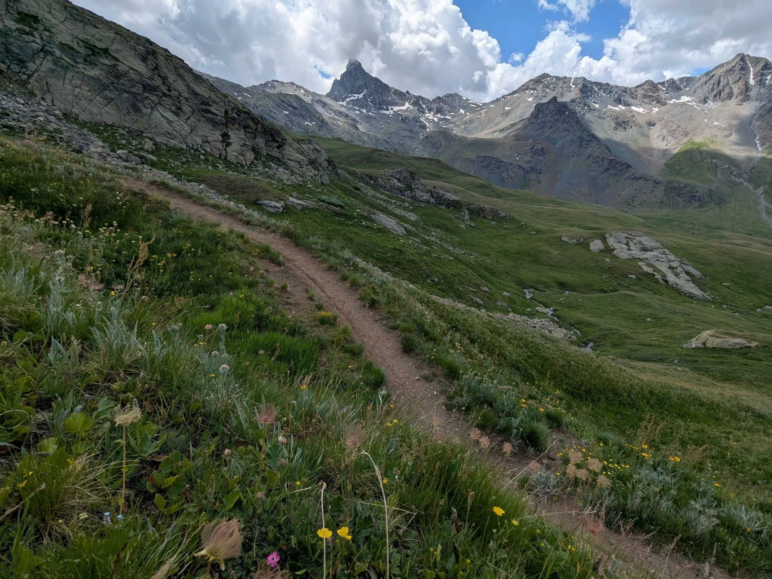 Queyras singletrack mountain biking