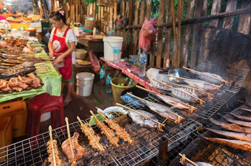 food-night-market-luang-prabang