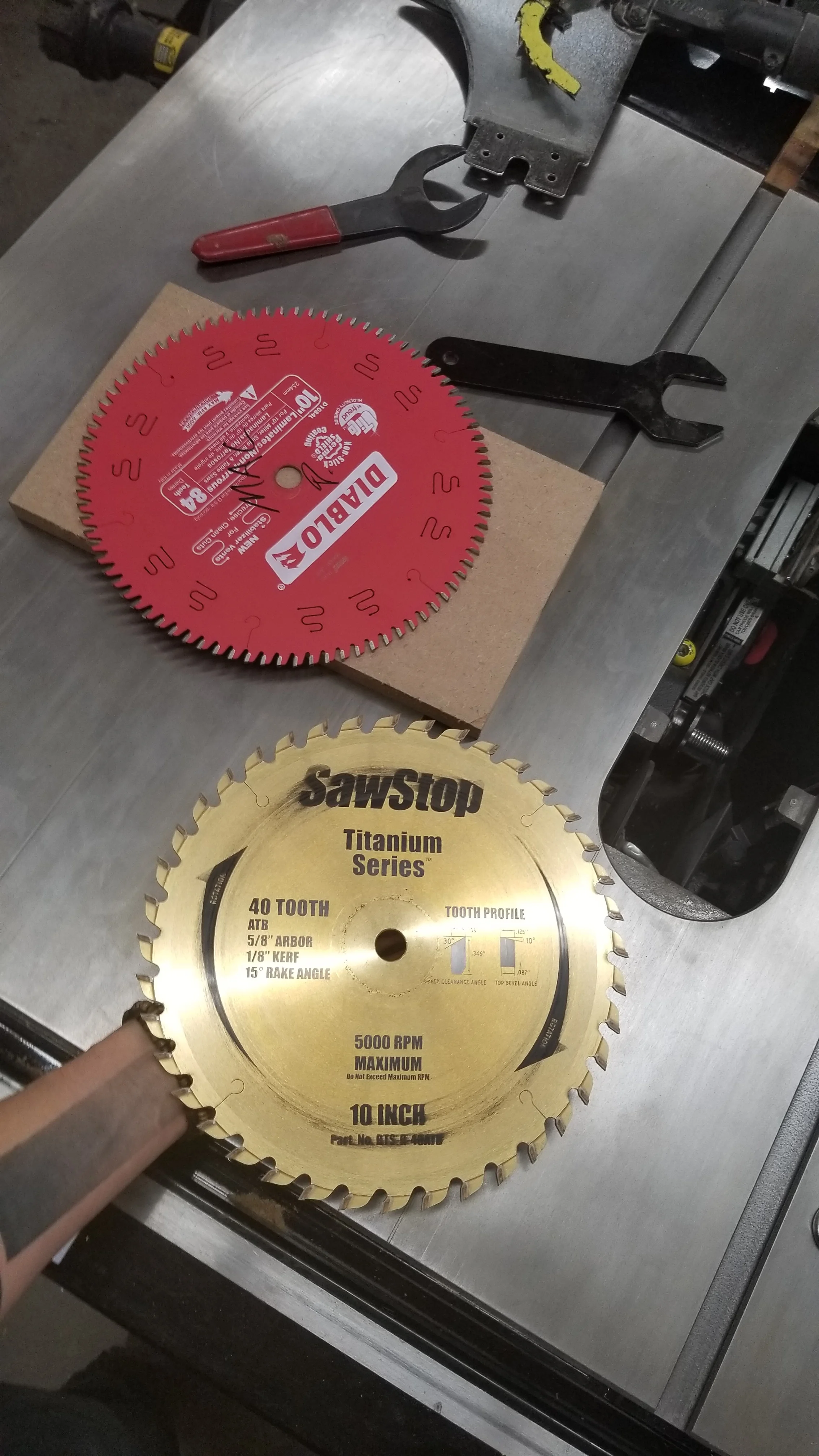 Swapping out blades. Cutting the polycarb was a snap with the 60 tooth blade.