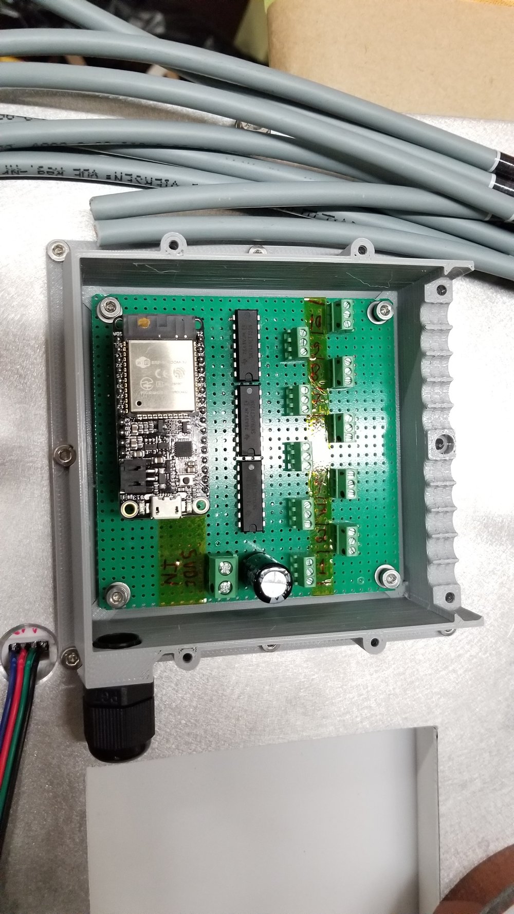  Controller board installed in controller housing. 