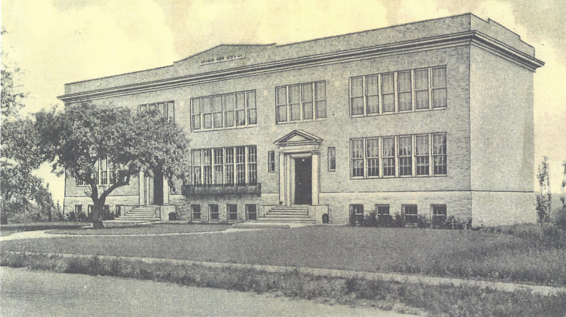 Leonia High School 1913-1.jpg
