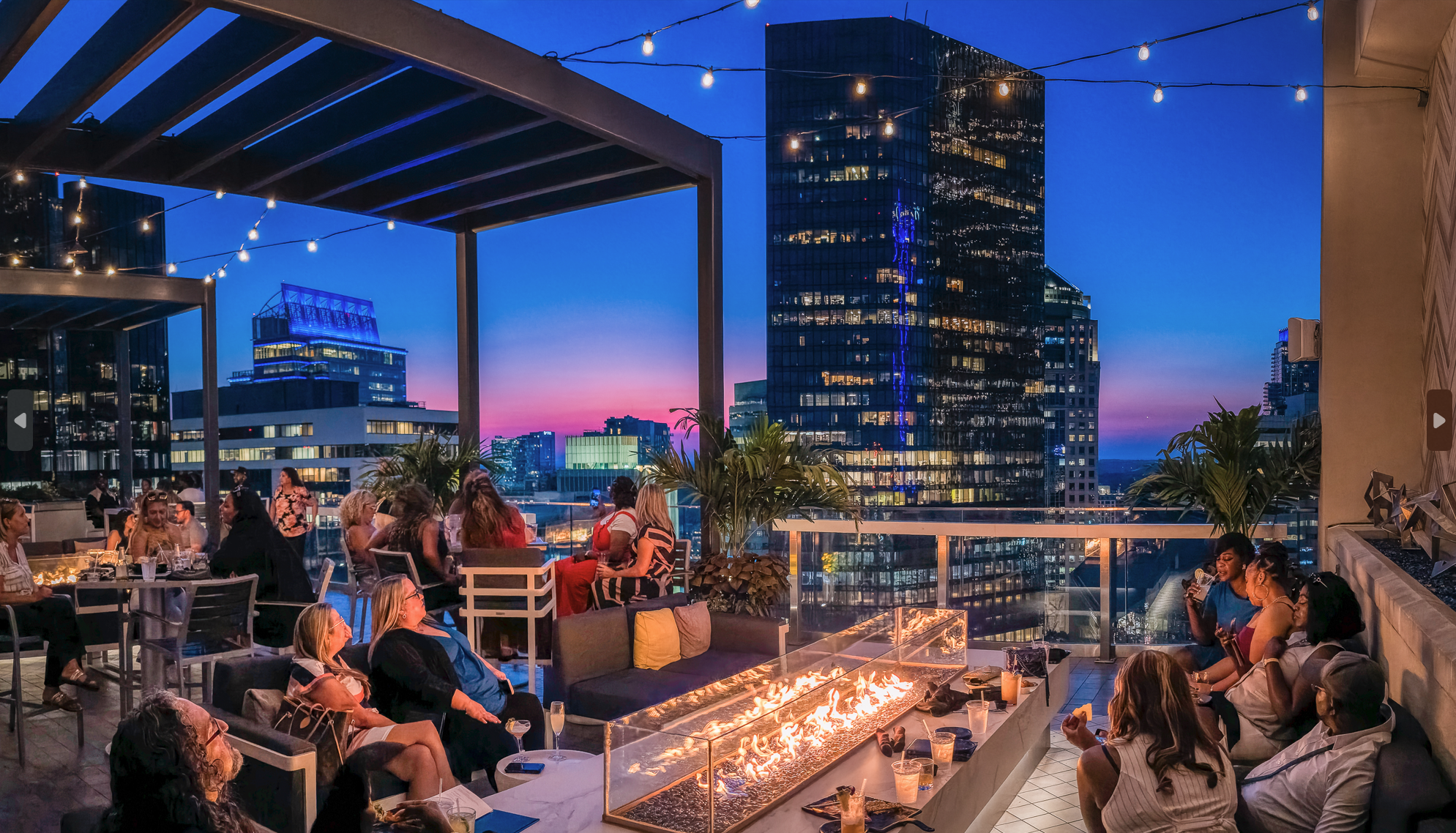 Nuvole Terrace at Night.png