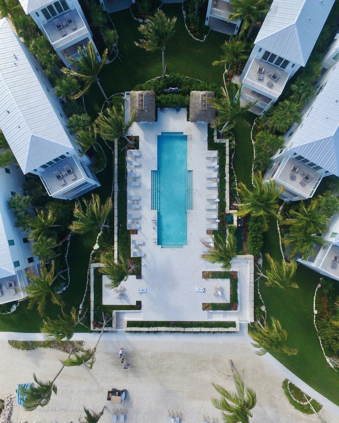 Aerial views of tranquility.⠀⠀⠀⠀⠀⠀⠀⠀⠀
⠀⠀⠀⠀⠀⠀⠀⠀⠀
Share in the splendor of The Florida Keys at The Islands of Islamorada. ⠀⠀⠀⠀⠀⠀⠀⠀⠀
⠀⠀⠀⠀⠀⠀⠀⠀⠀
.⠀⠀⠀⠀⠀⠀⠀⠀⠀
.⠀⠀⠀⠀⠀⠀⠀⠀⠀
.⠀⠀⠀⠀⠀⠀⠀⠀⠀
#TheIslandsofIslamorada #Islamorada #Florida #VisitFlorida #FloridaKeys #KeyW