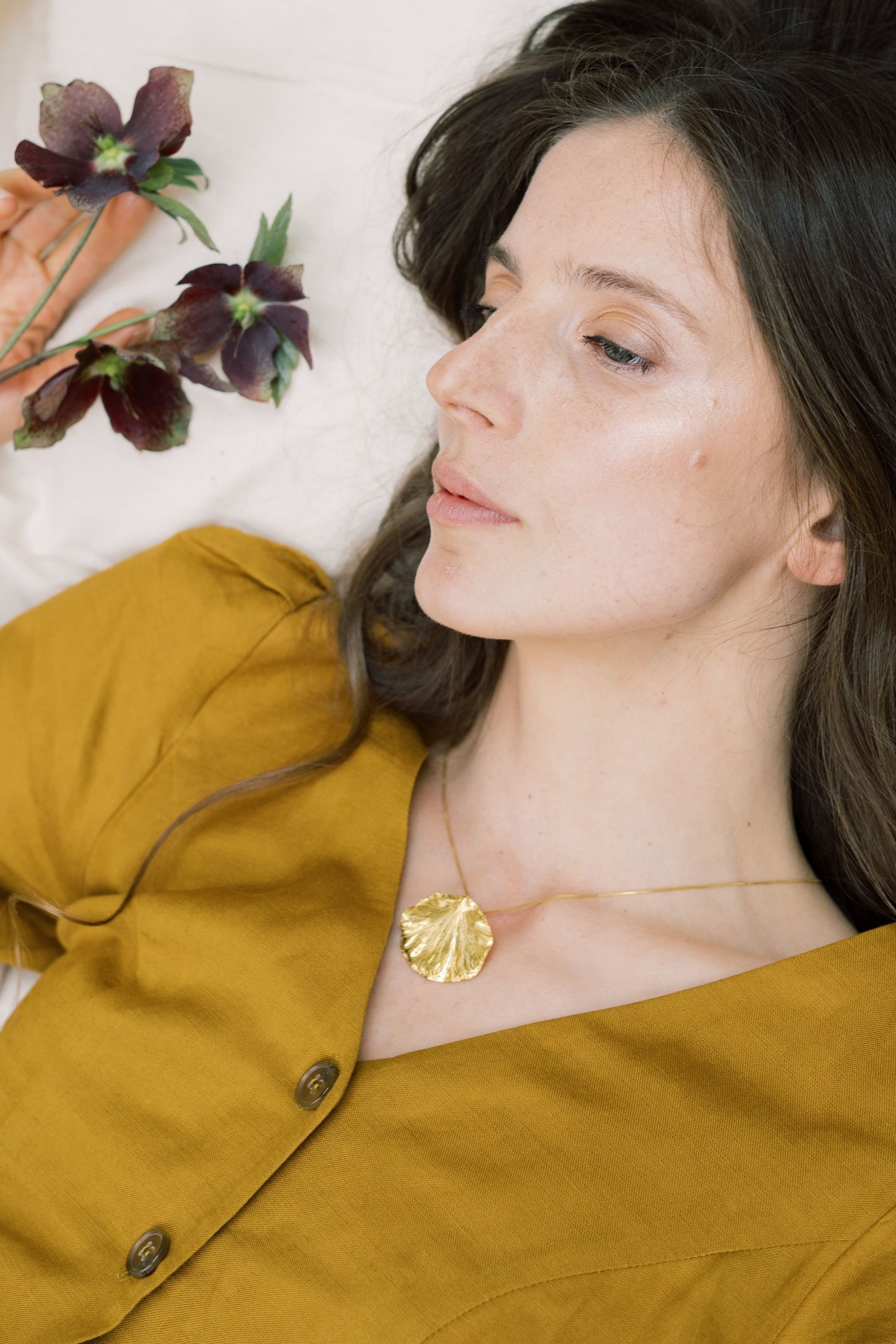 Violet+Necklace+%7C+Gold+%7C+Look+Book+%7C+Naturae+Design+Jewelry%2883%29.jpg