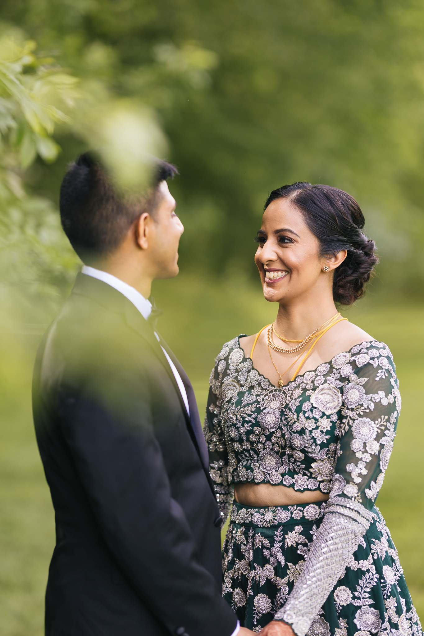 wedding couple smiling