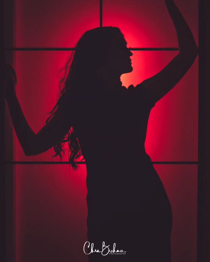 Experience something different with a photoshoot with me.
.
.
.
.
.
#photography #model #photographysouls #fashion #photographylovers #photographyislife #modeling #photographylover #modelo #photographyislifee #wilmingtonphotographer #silhouette #red 