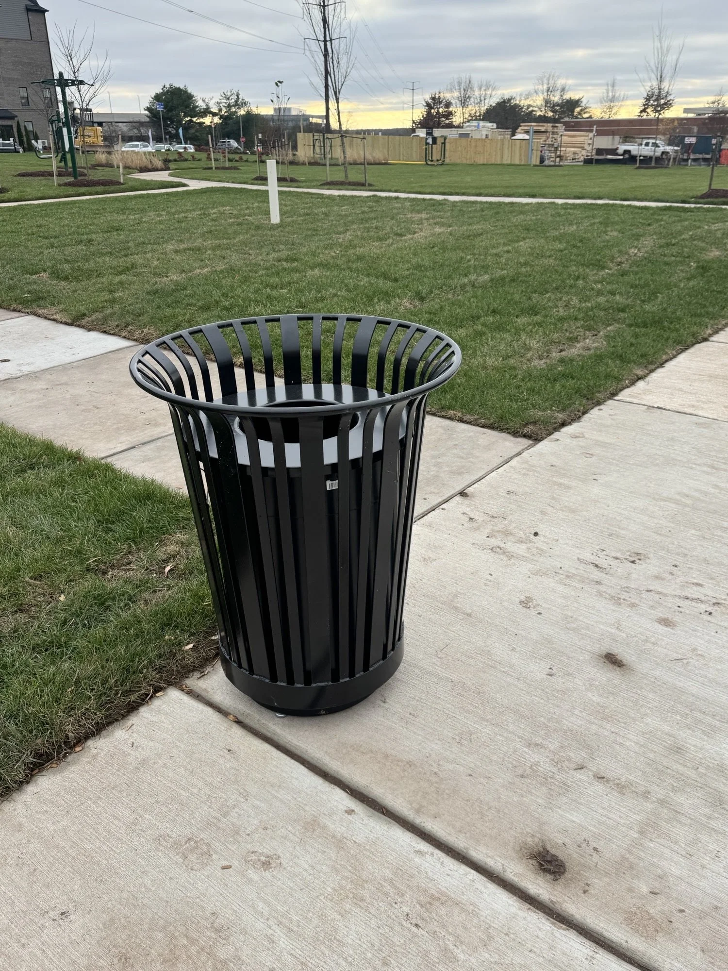 Gallery Park Trash Cans