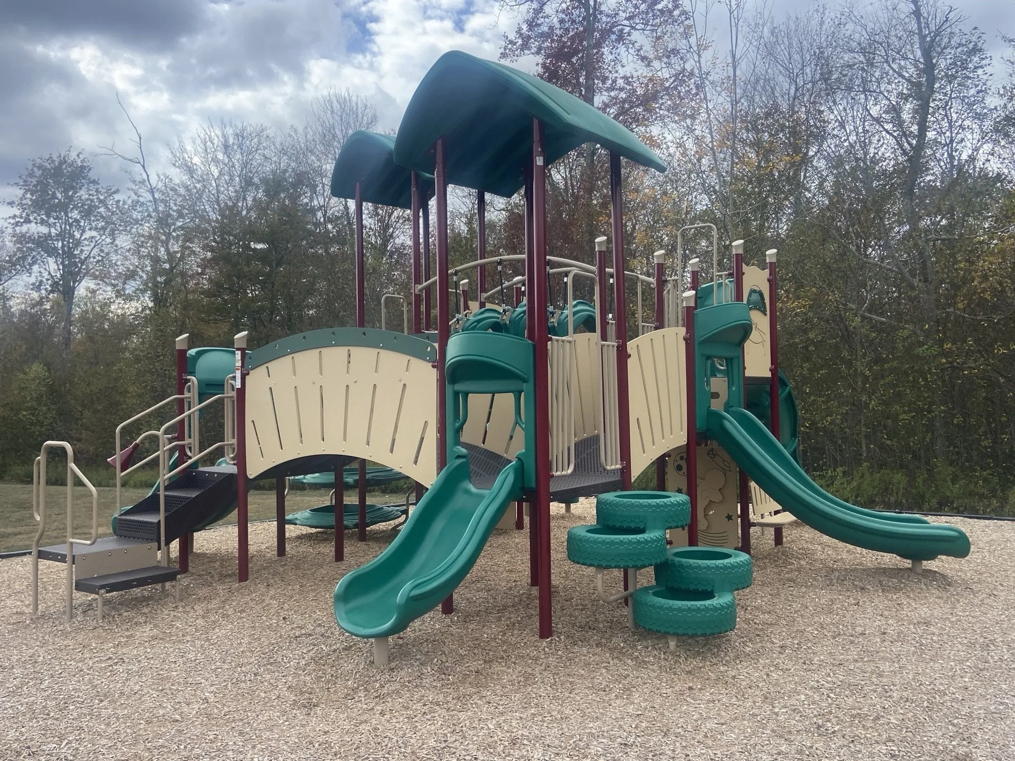 Lake Naomi Playground