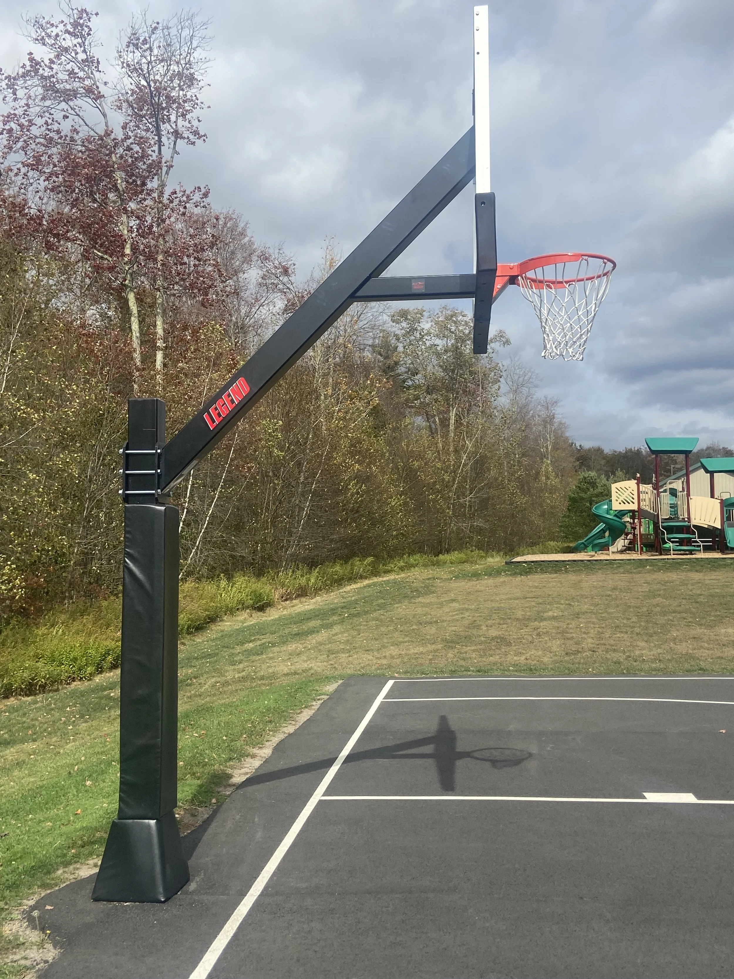 Lake Naomi Basketball Hoop