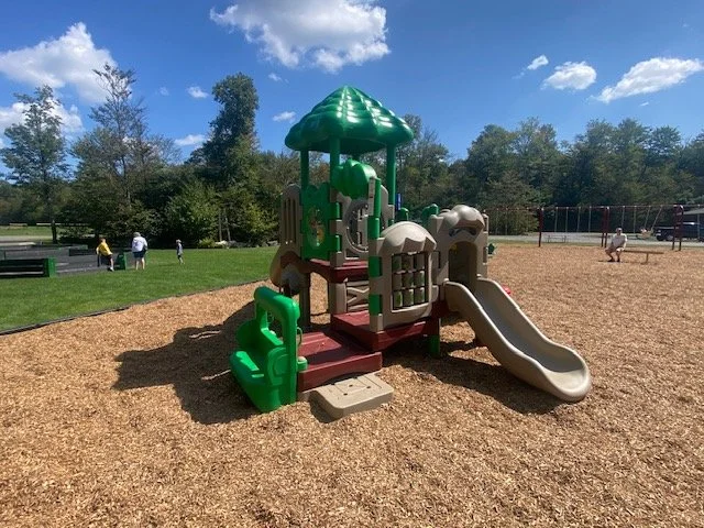 Lake Naomi Playground