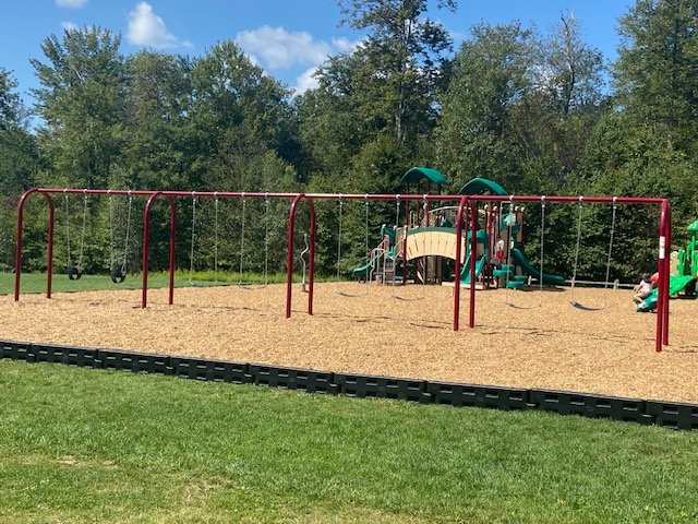 Lake Naomi Swing Sets