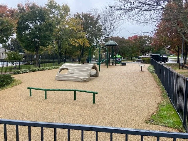 South Lakes Playground Overview