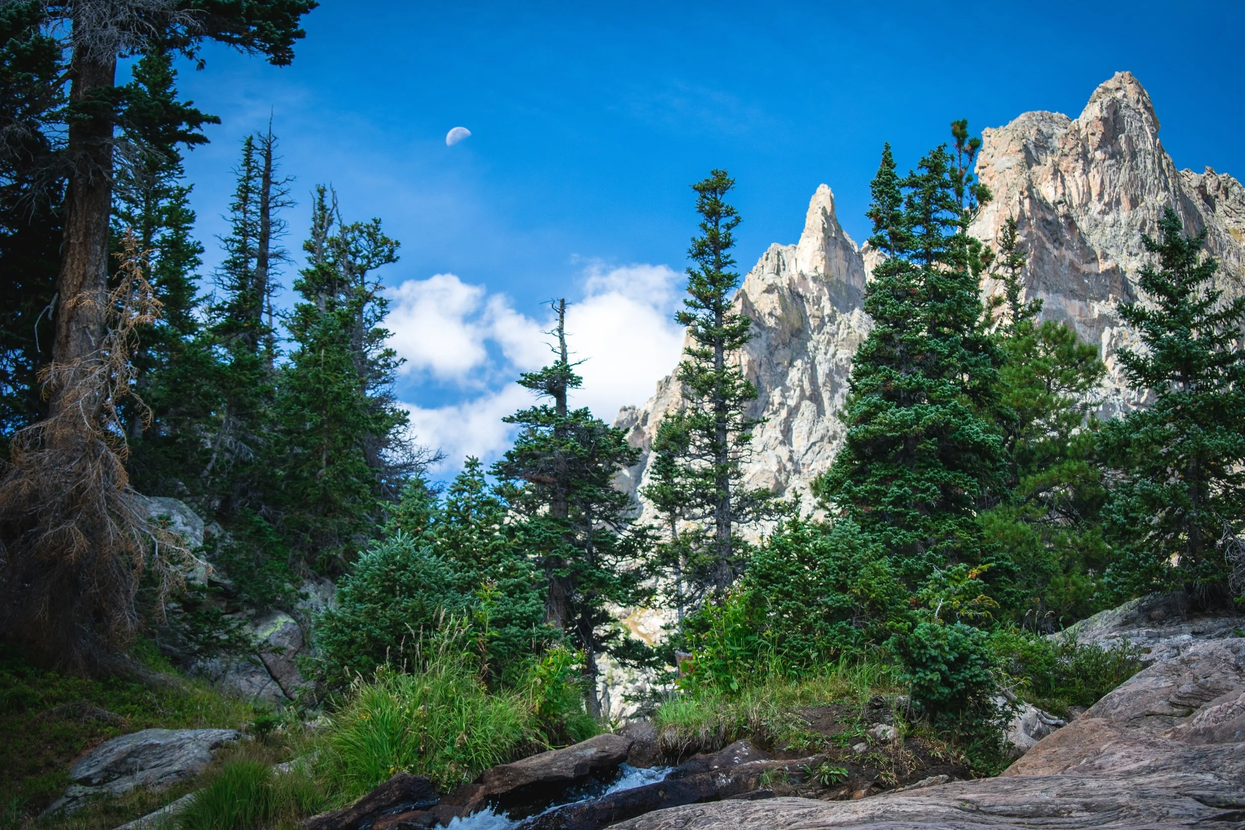 the best hiking trips, trails and Places to visit in colorado: list by Angeloutdoors.com