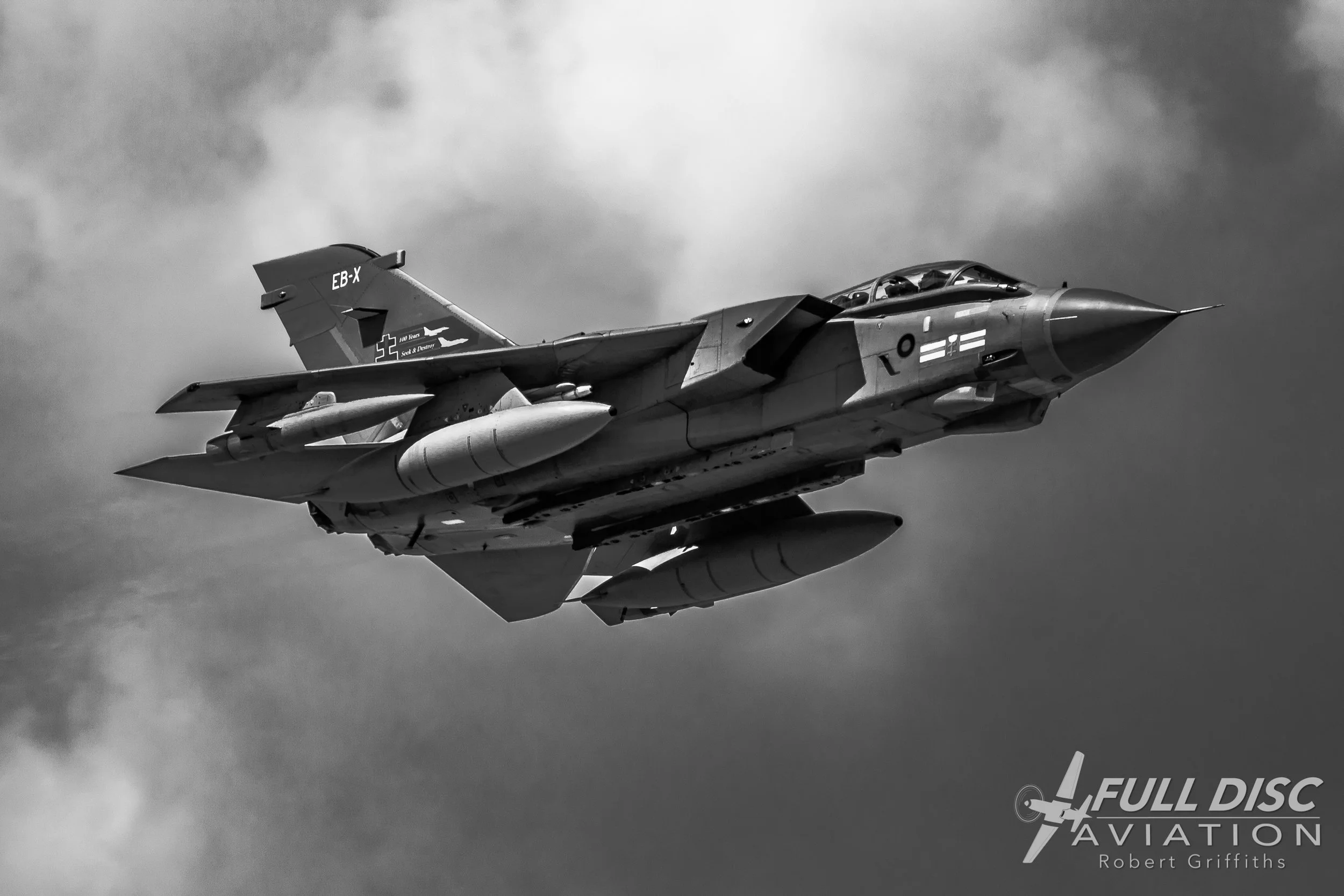 Robert Griffiths RIAT-July 14, 2018-54.jpg