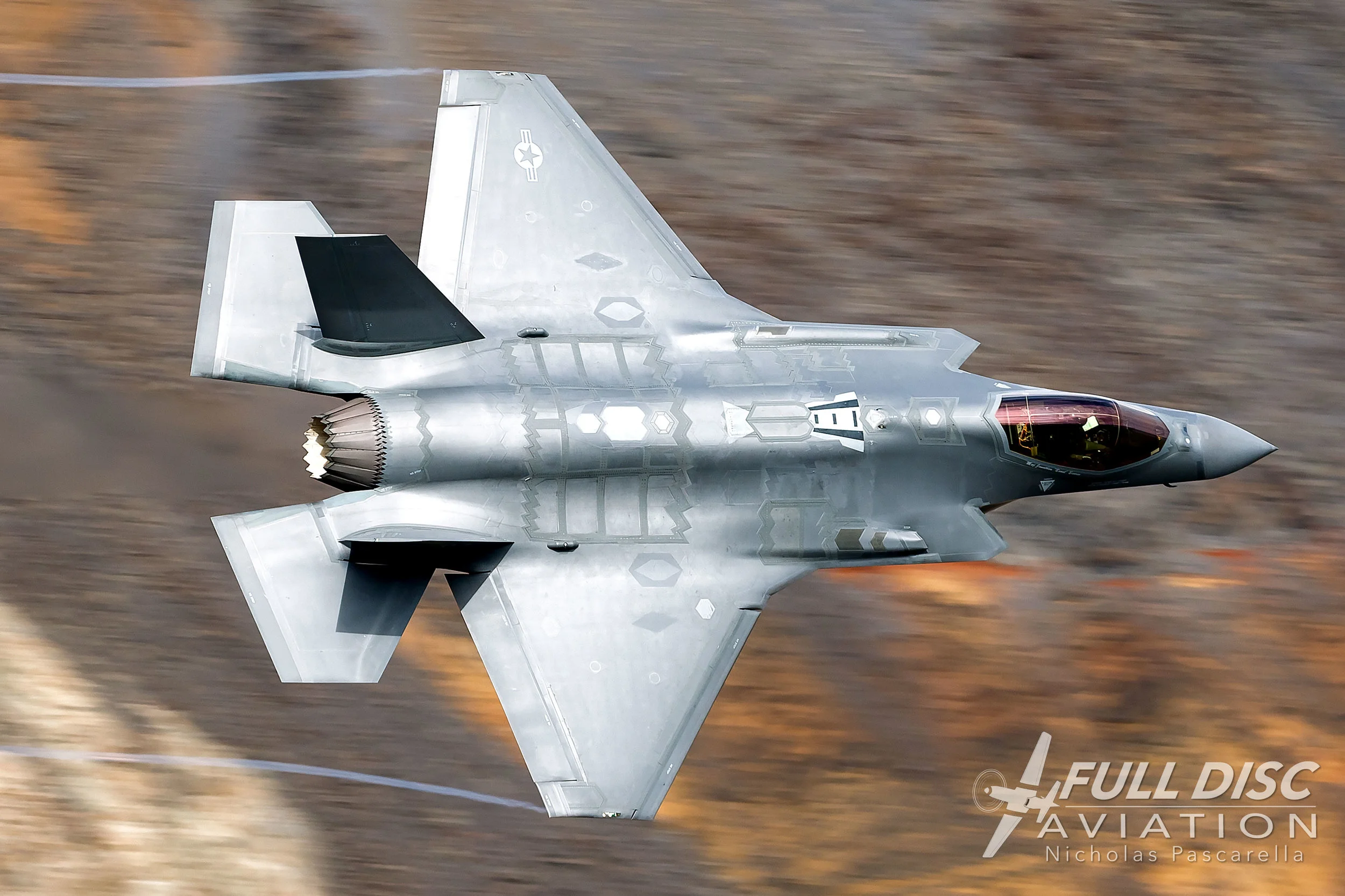 _jeditransition_rainbowcanyon_starwarscanyon_fulldiscaviation_nicholaspascarella_f35_vaportrails_fighterjet_nickpascarella.jpg