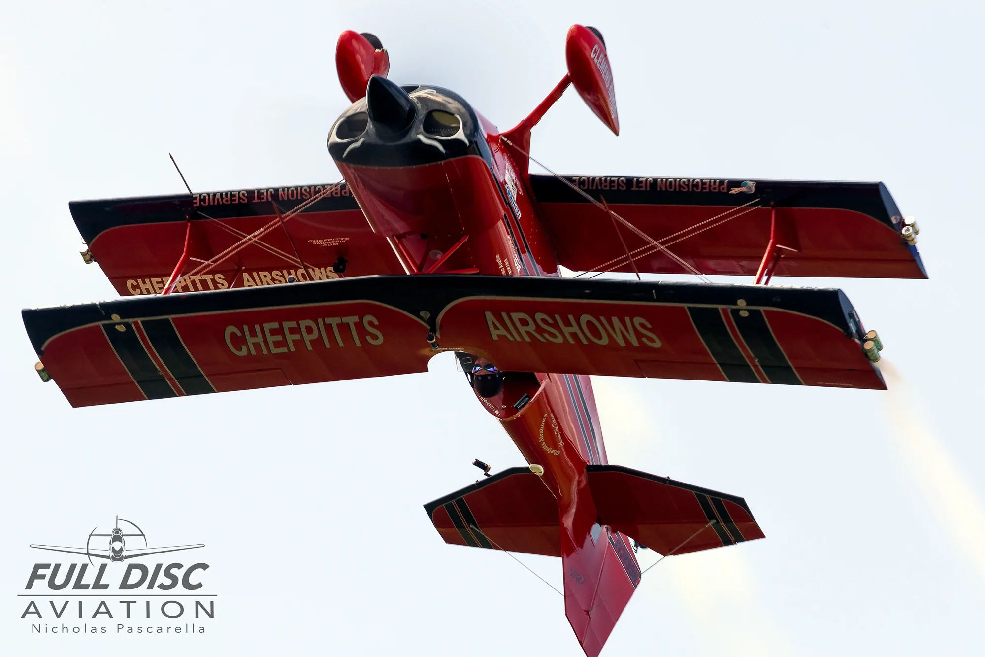 chefpitts_inverted__aviation__nickpascarella_nicholaspascarella_fulldiscaviation_leasewebmanassasairshow.jpg