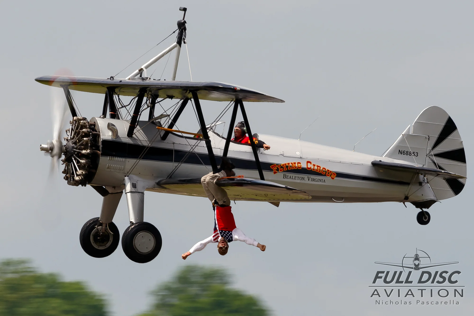 flyingcircus_upsidedown_stearman__aviation__nickpascarella_nicholaspascarella_fulldiscaviation_leasewebmanassasairshow.jpg