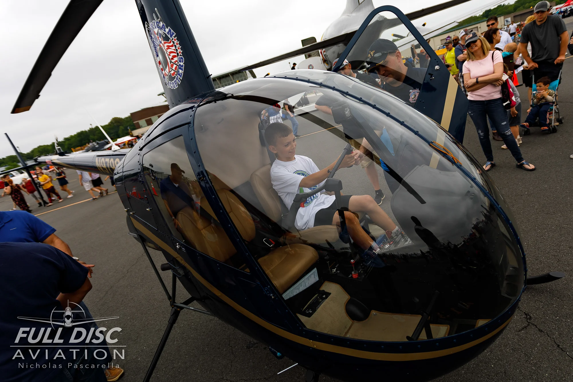 child_helicopter__aviation__nickpascarella_nicholaspascarella_fulldiscaviation_leasewebmanassasairshow.jpg