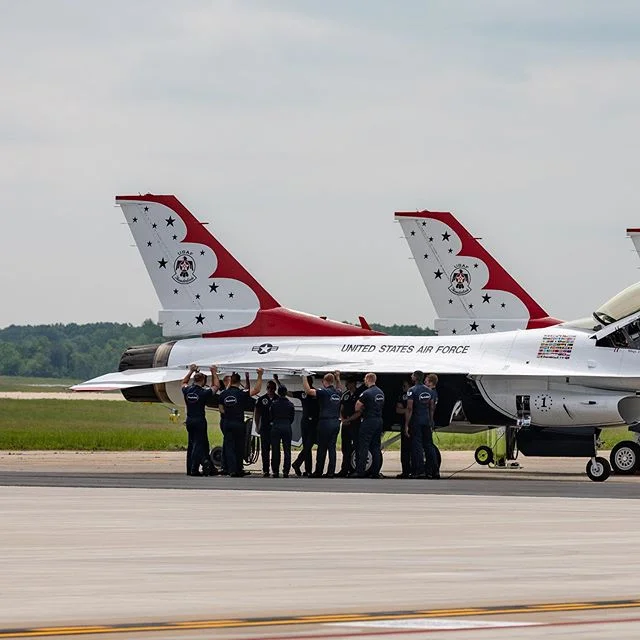 Full Disc Aviation was onsite today for @jbalegends2019 - more greatness from @ryguyaviation @ry_ty_photo @cegaviation @subrosa.photography coming soon! - jw @blackknightaviation &bull;&bull; @afthunderbirds @usnavyblueangels #airshow #legendsinfligh