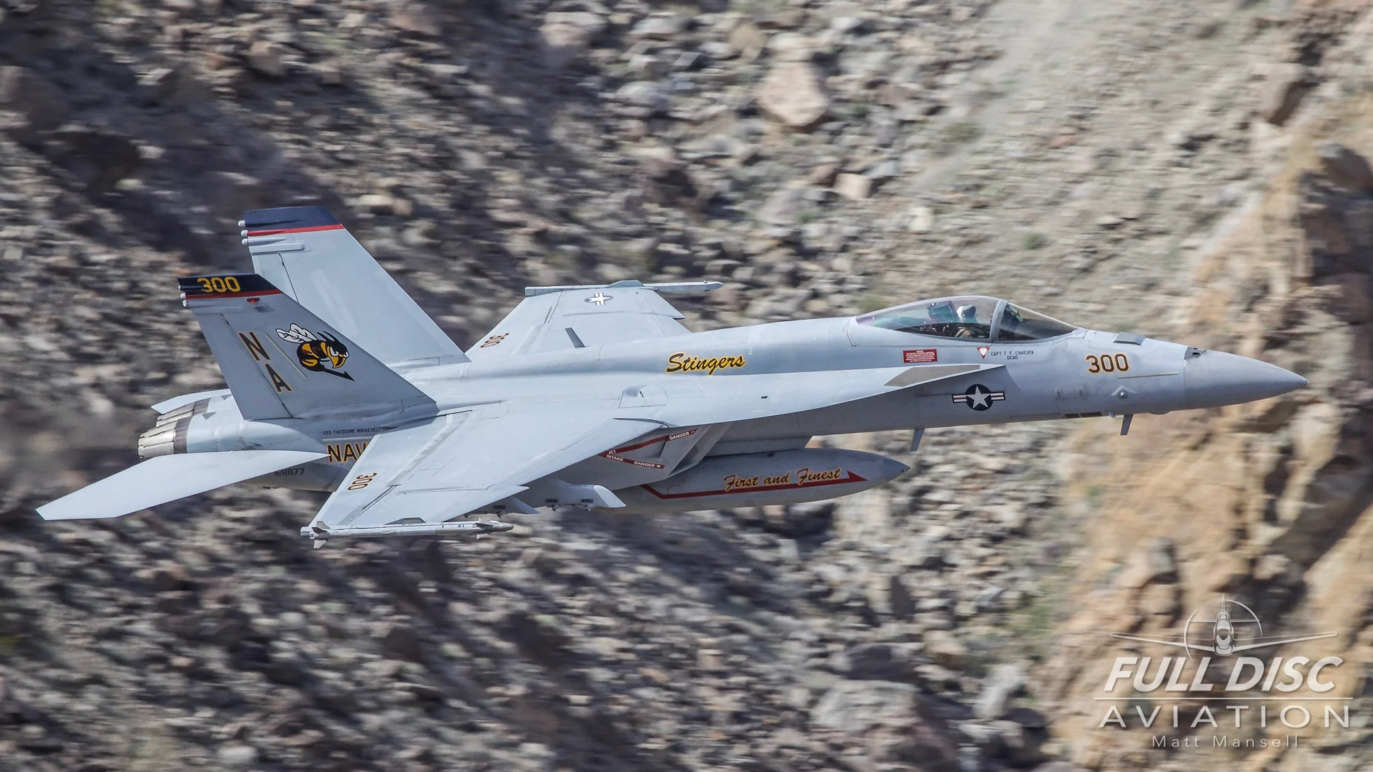 mattmansell_fulldiscaviation_stingers_f18_superhornet_jeditransition_rainbowcanyon.jpg