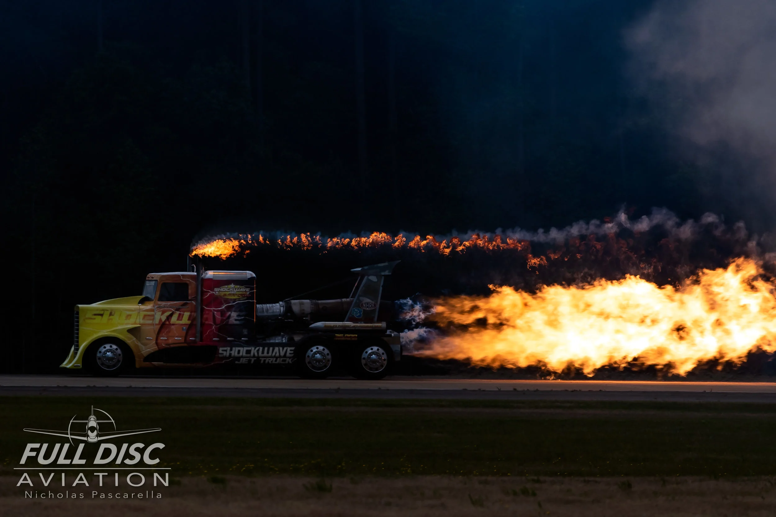 shockwave_wingsoverwayne_nicholaspascarella_fulldiscavation_aviation_airshow.jpg