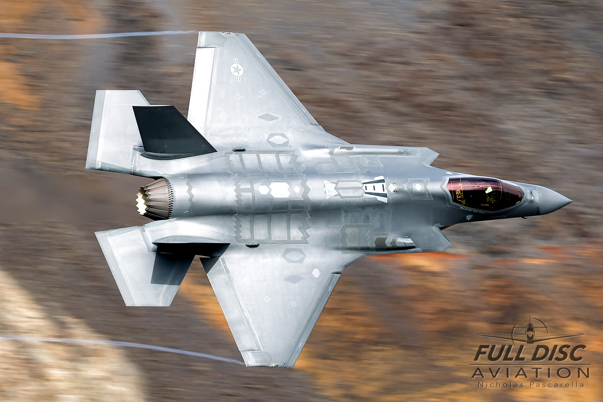 nickpascarella_nicholaspascarella_fulldiscaviation_aircraft_f35_starwarscanyon_jeditransition_ribbons.jpg