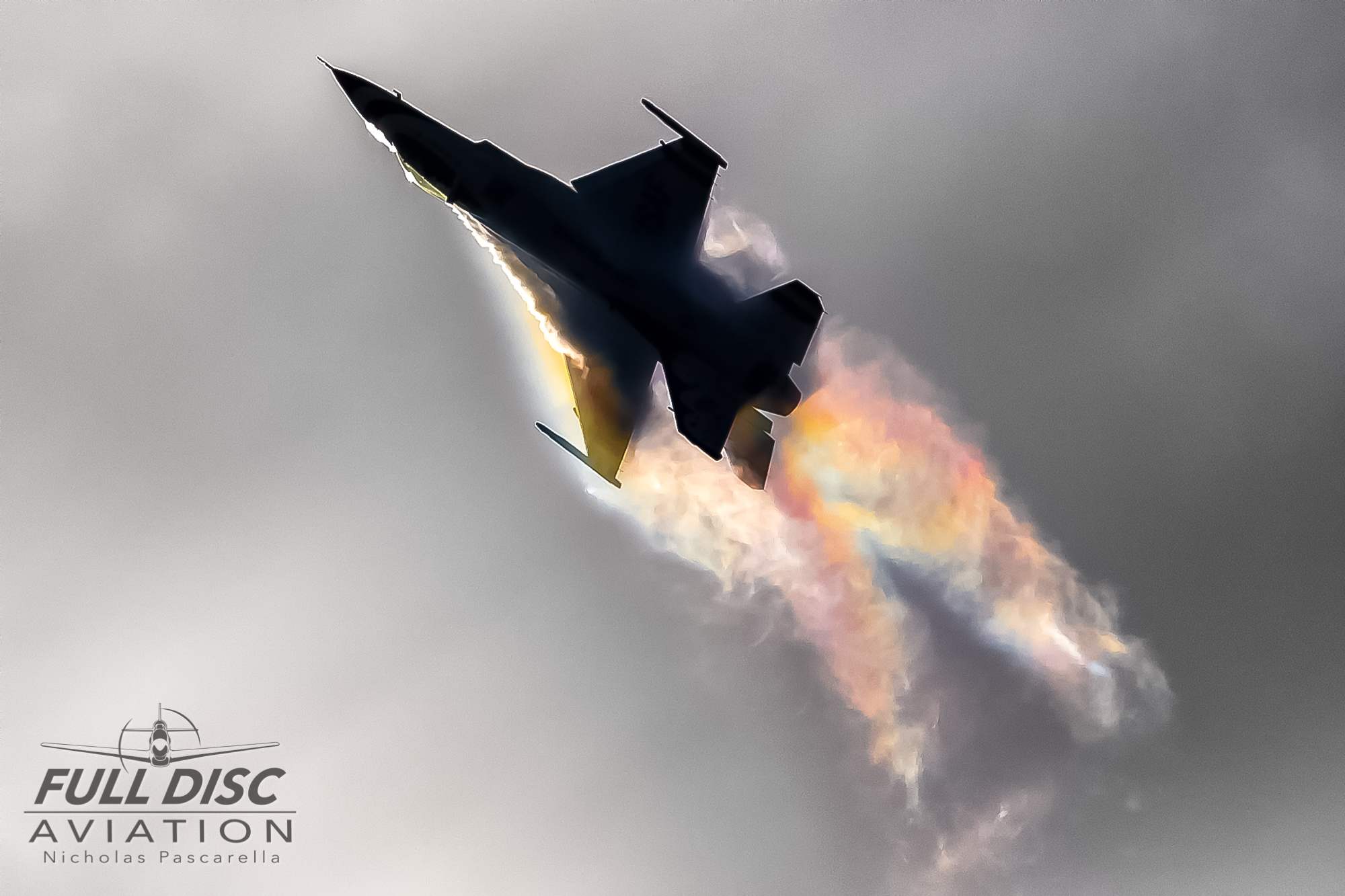 nickpascarella_nicholaspascarella_fulldiscaviation_aircraft_thunderbirds_rainbow.jpg