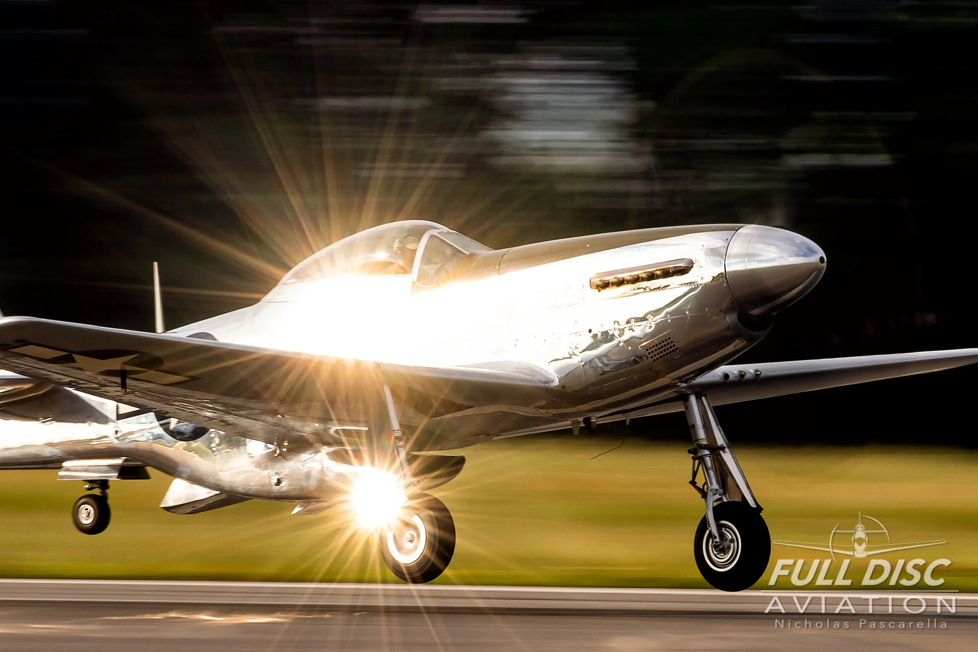 andrewmckenna_fulldiscaviation_nickpascarella_takeoff_reflection_sunset_mustang_p51.jpg