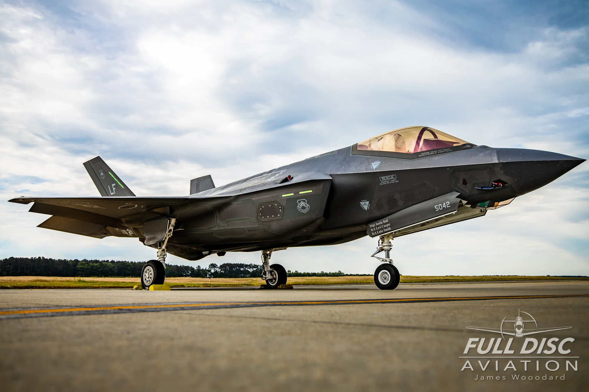 F35DemoTeam_FullDiscAviation_JamesWoodard-April 28, 2019-28.jpg