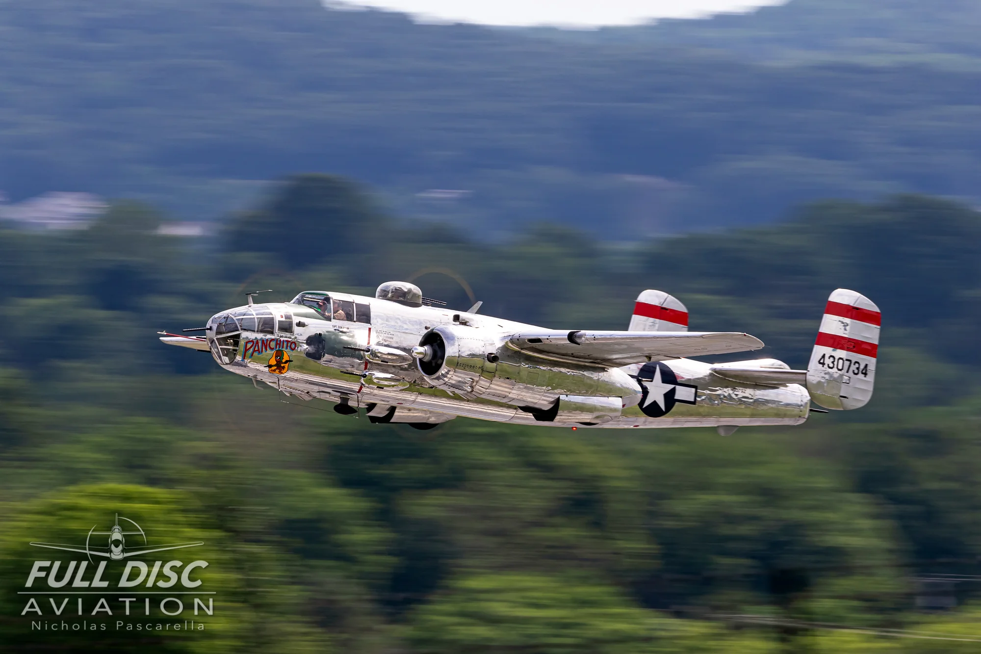 wwiiweekend_warbird_fulldiscaviation_nickpascarella_nicholaspascarella_panchito_takeoff_b25_panning.jpg