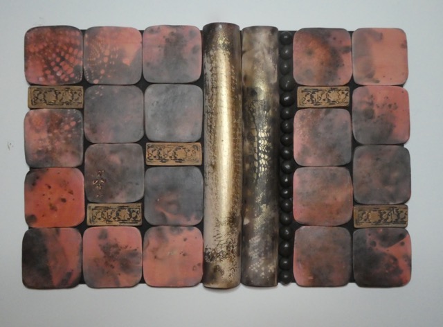 Sassi Tiles and Tubes