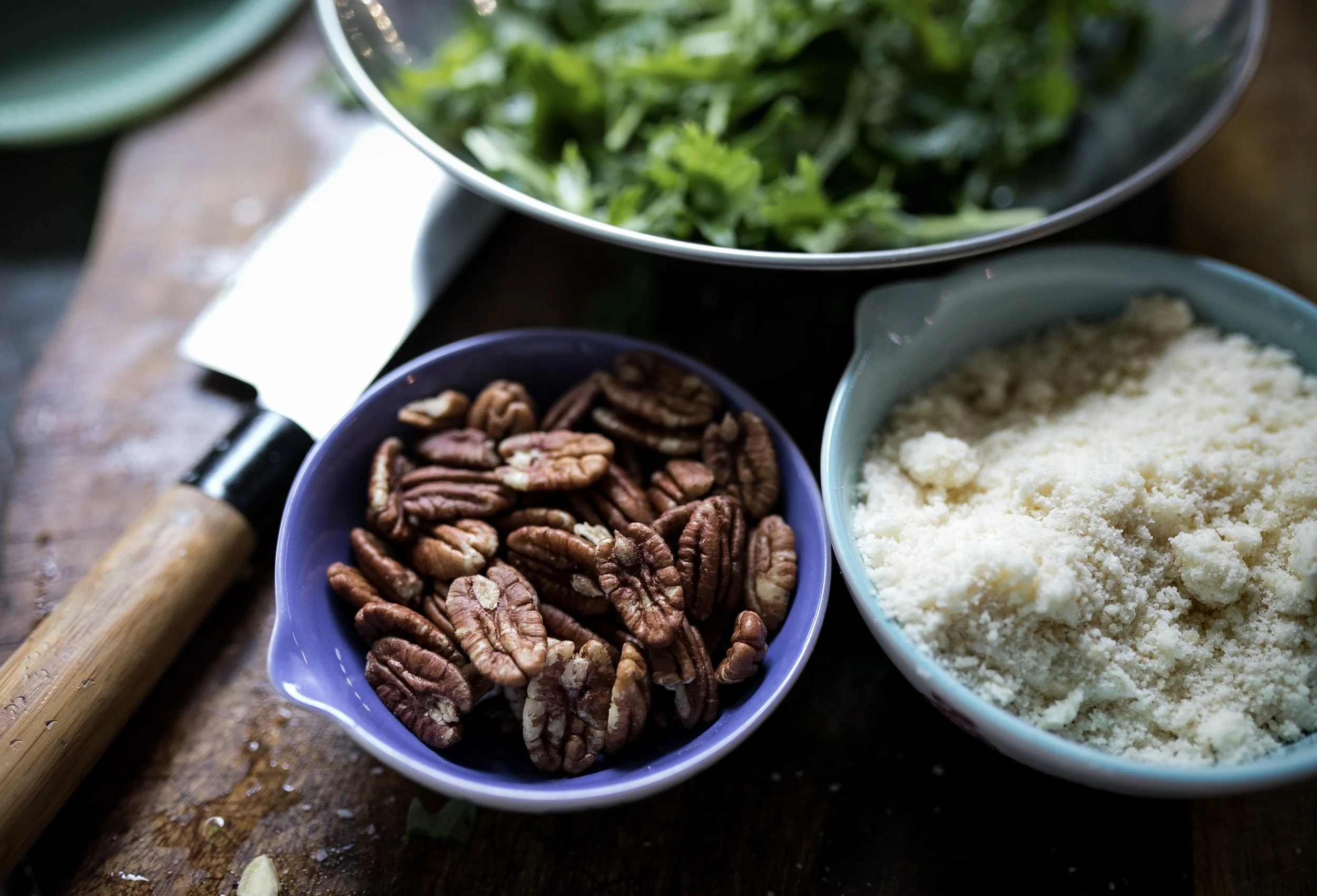Yum pecans and parmesan - a nice flavor combo