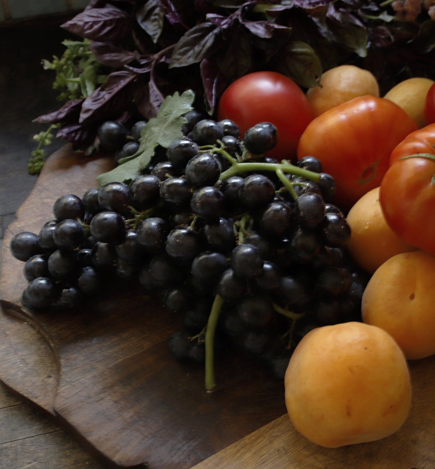 Two pairs made in heaven: apricots & grapes; basil & tomatoes 