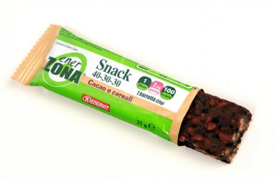 enerzona-snack-40-30-30-cacao-cereali-1.jpg