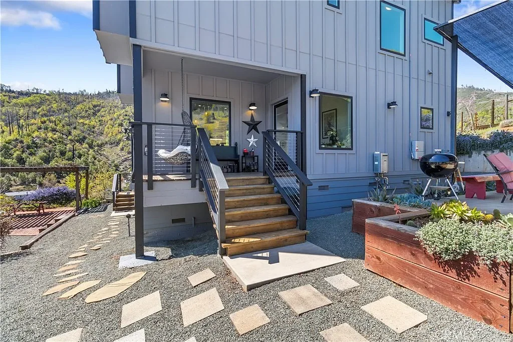 Deck_Main House.webp