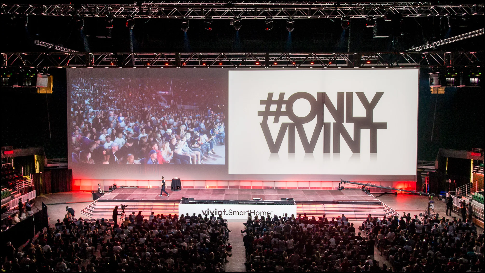 2016.10.14_VIVINTCON Keynote_PhotoCollectiveStudios.com-5029 (1).jpg