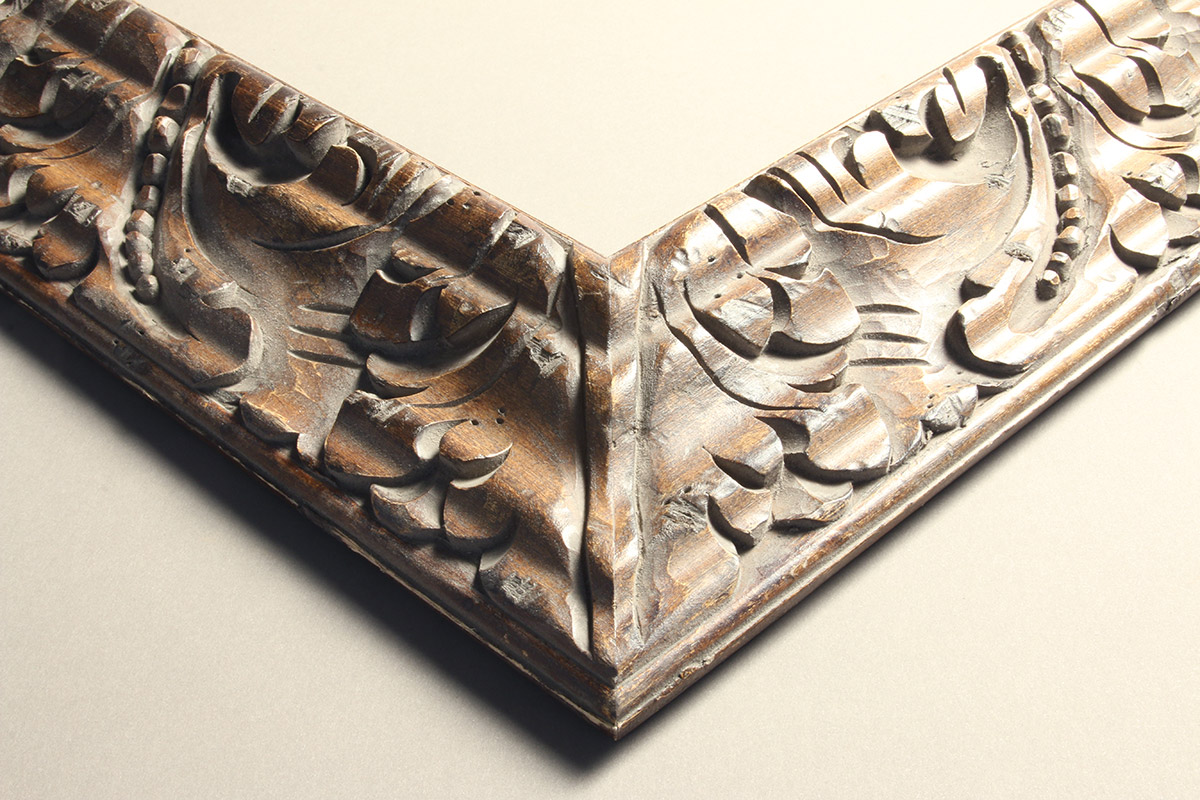 Closed corner art frame