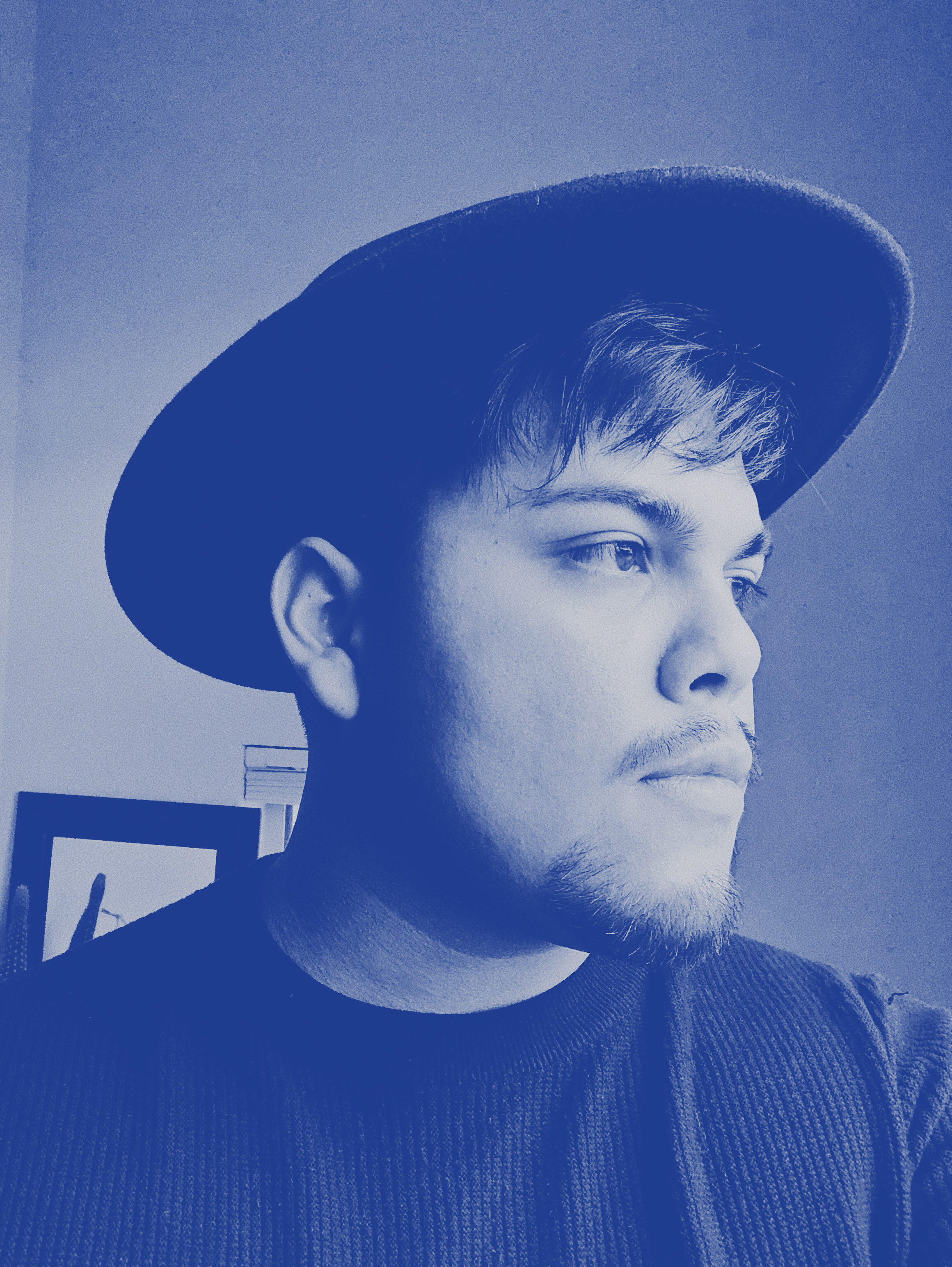 me-blue.jpg