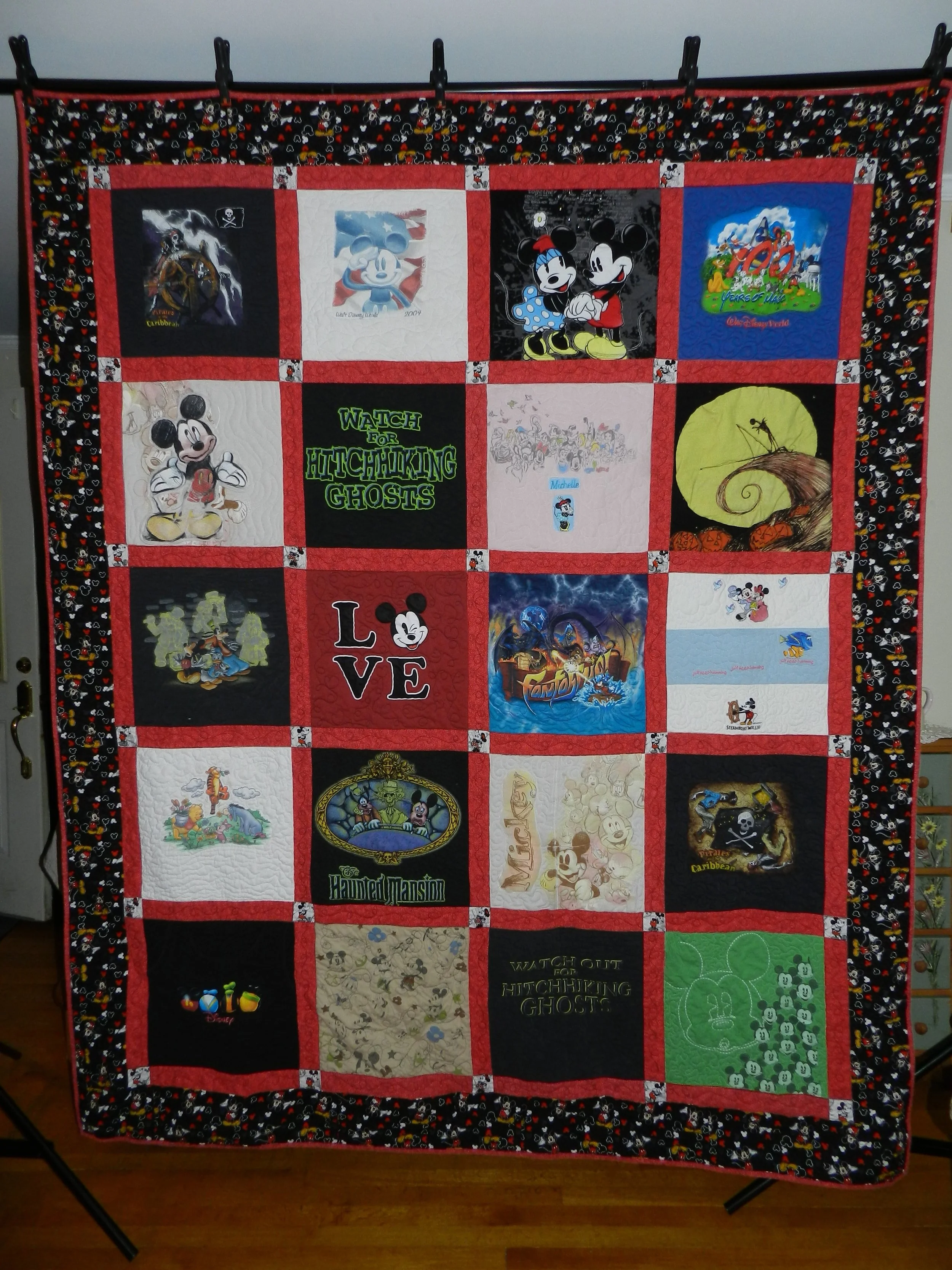 Michelle's Disney Quilt 019.JPG