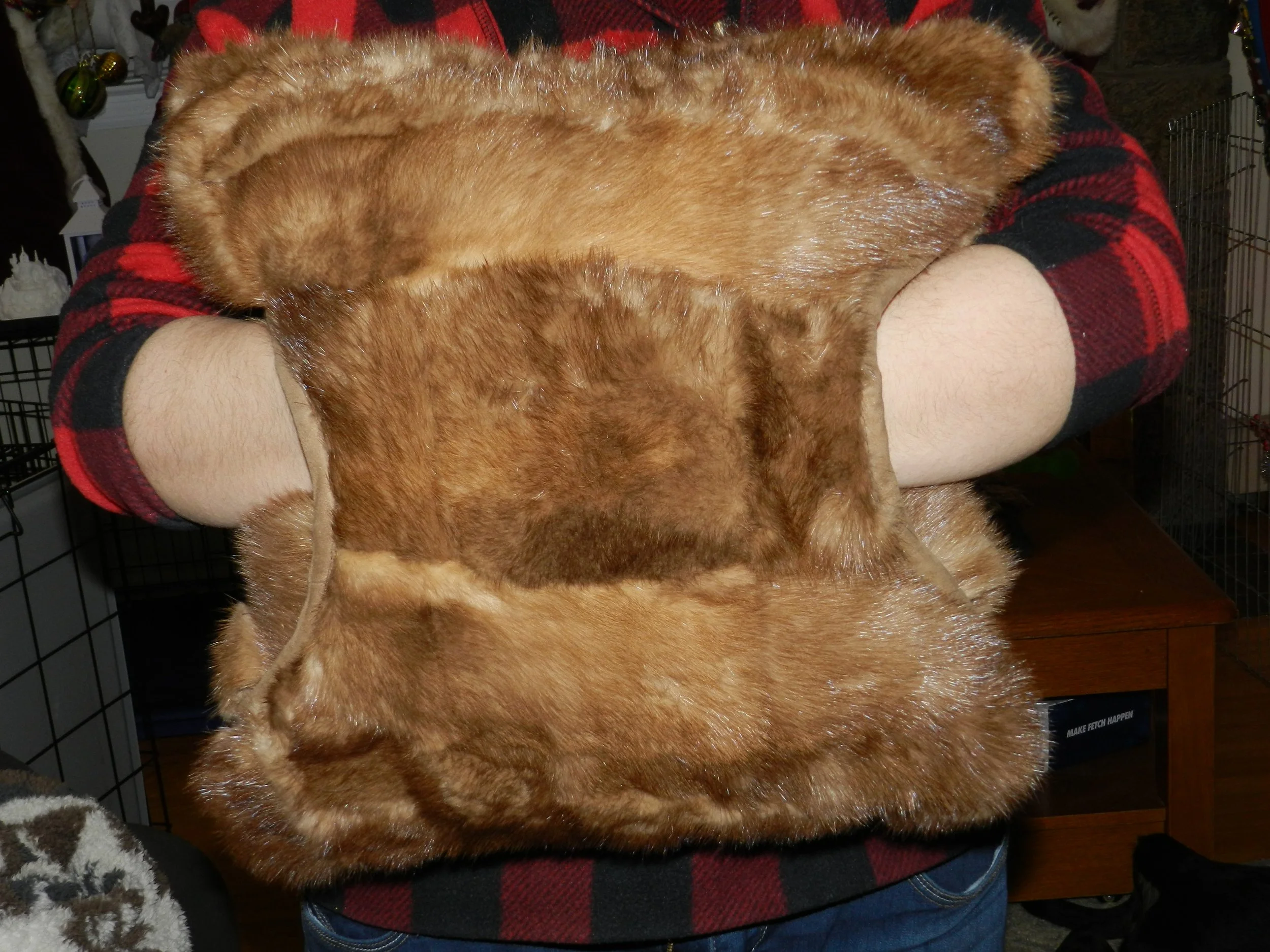 How to make a Mink Stole Pillow with a Pocket / Muff. 