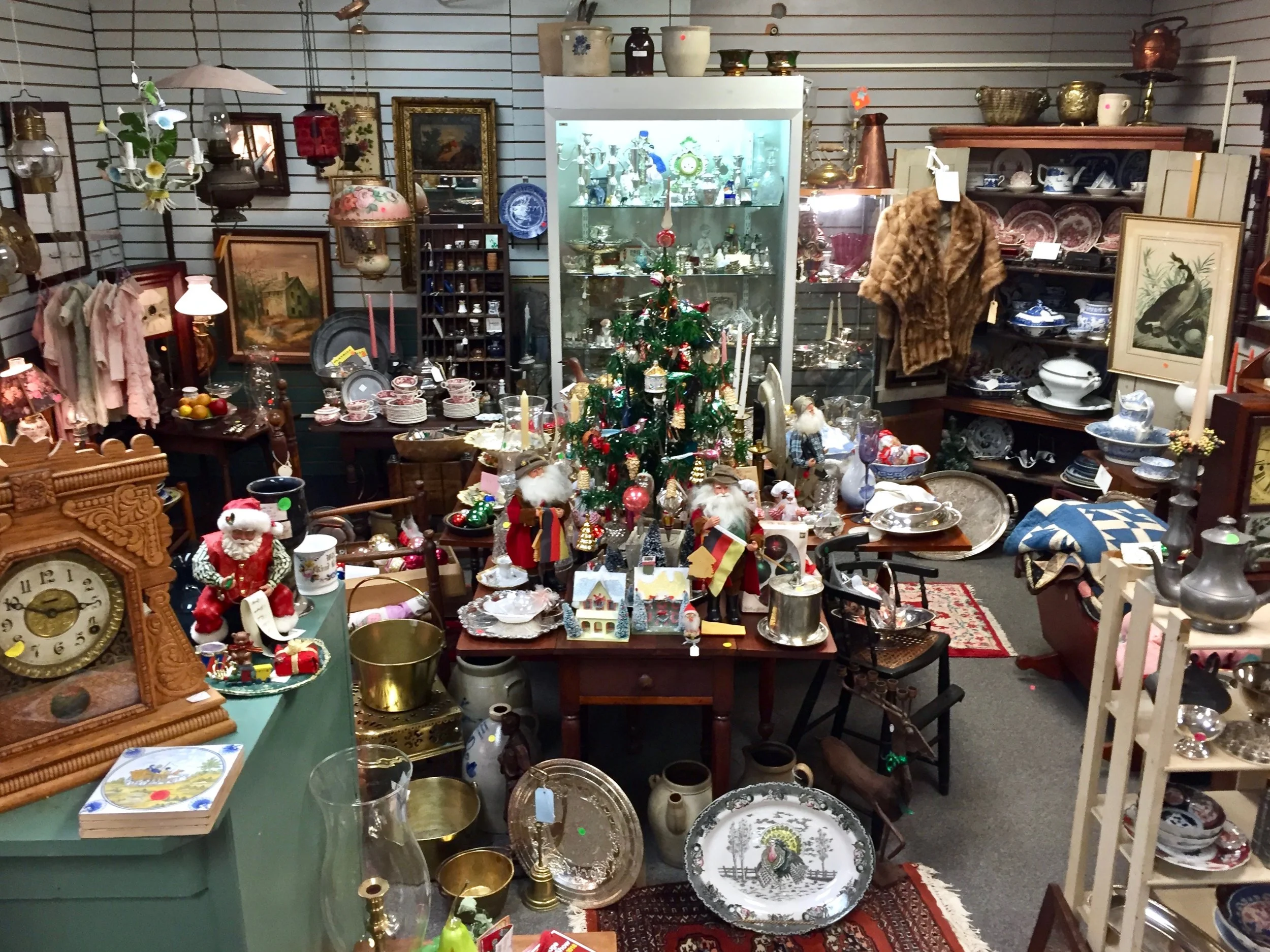 Lovely Living Antiques