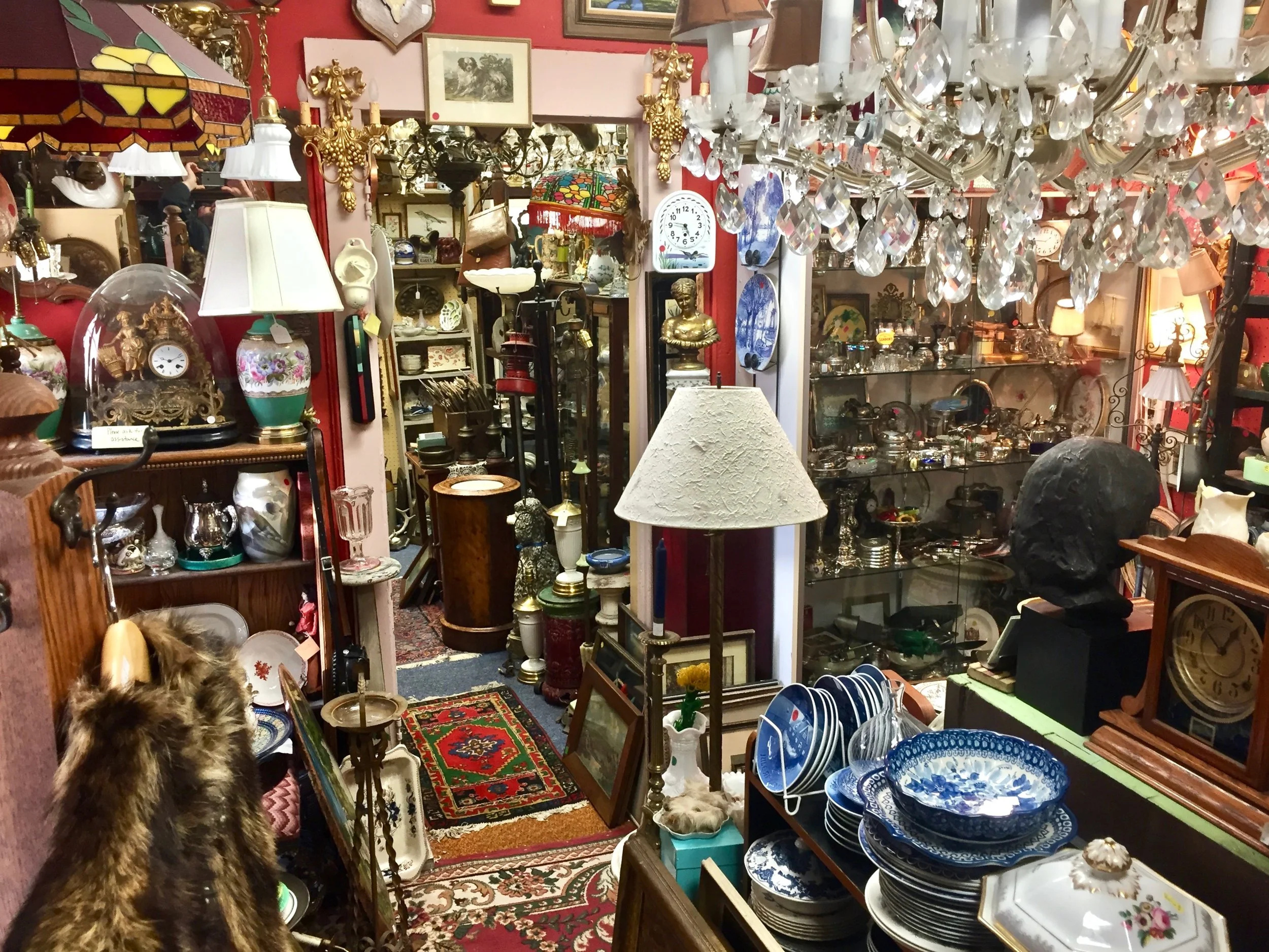 Ken's Antiques