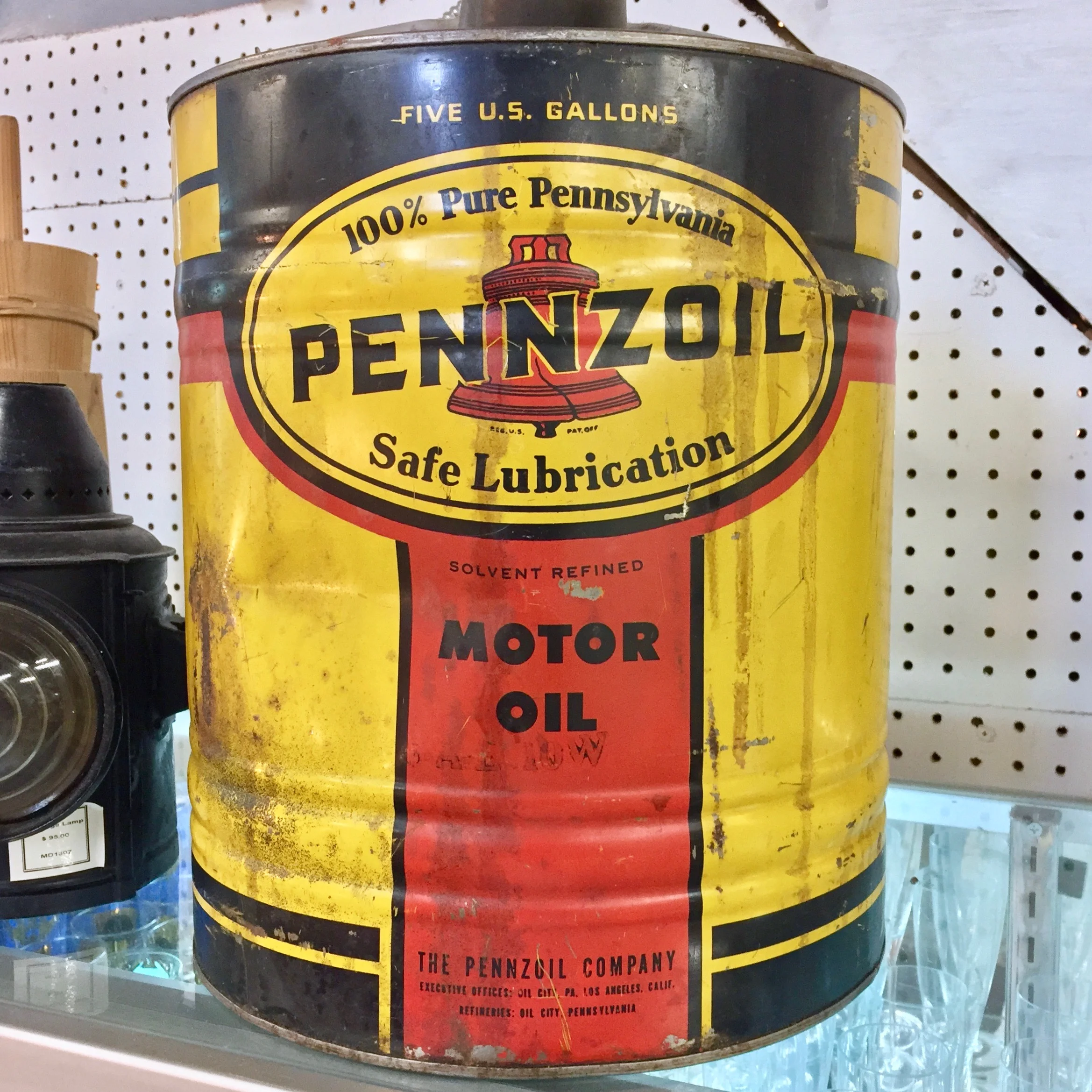 Vintage Advertising Oil Can