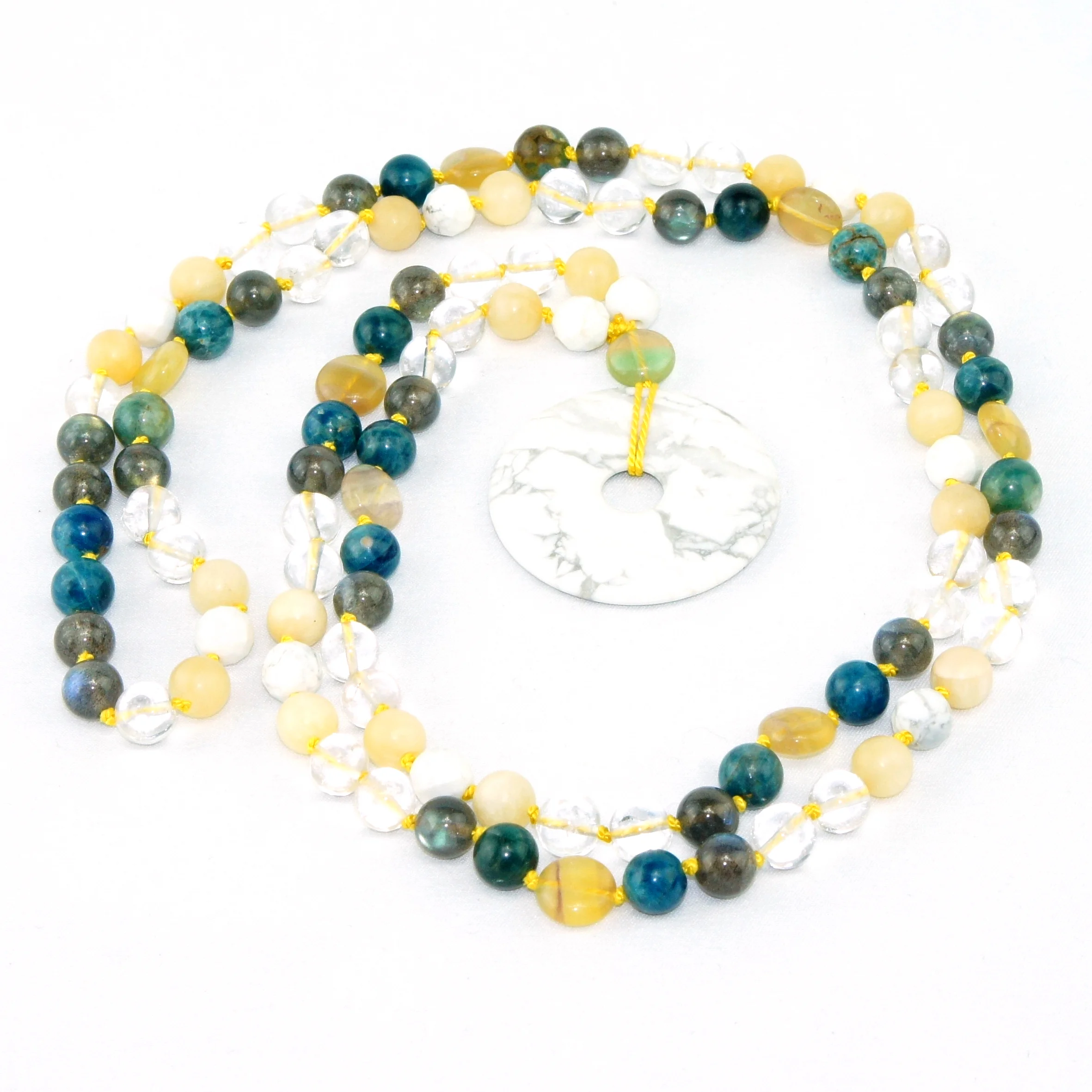 howlite apatite fluorite.jpg